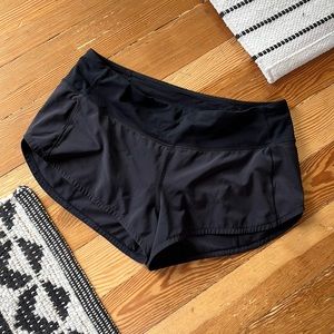 Black Lululemon Speed Up Shorts 2.5 Inch Inseam